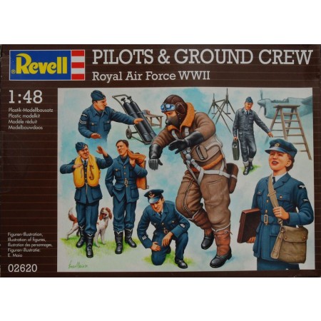 MODEL RAF PILOTS. GROUND C  WW2 49 02620